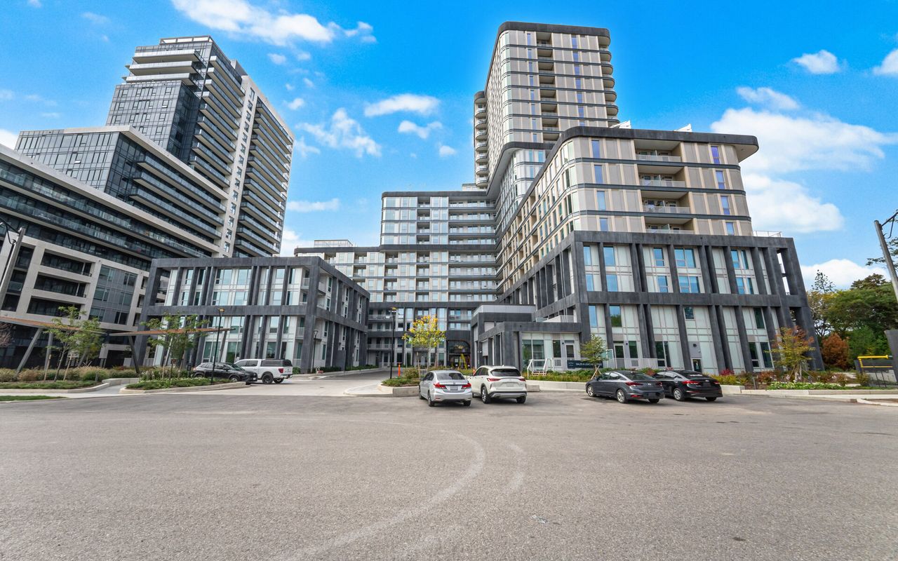 The Greenwich by Branthaven Homes in Oakville
